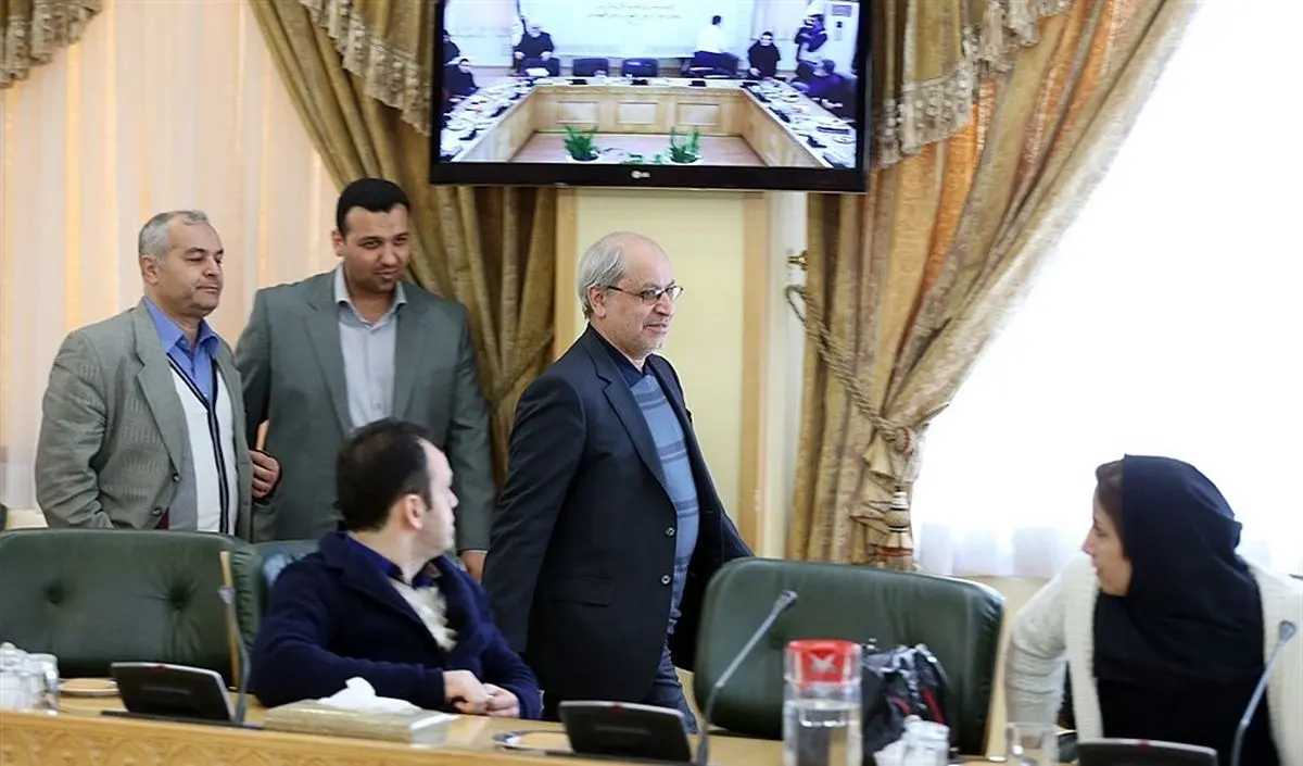 ۱۱ نکته درباره یادداشت مسعود نیلی؛ آقای مشاور آمارها را از کجا ‌می‌آورید؟