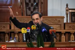 ولایتی:  در مسائل اصلی  رهنمودهای رهبر انقلاب اجرا می‌شود