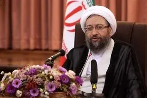 آیت‌الله آملی لاریجانی برای خبرگان  از مازندران کاندیدا می‌شود