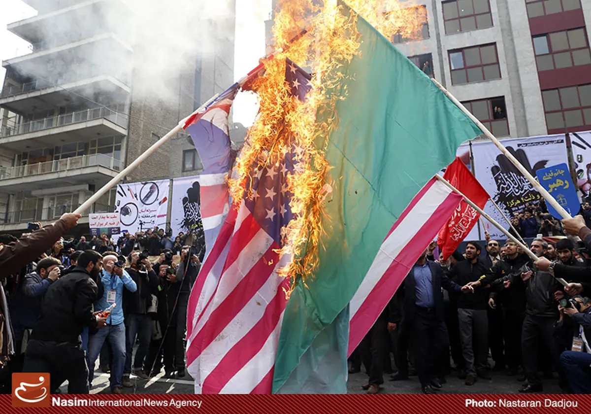 هافینگتون پست: تداوم "مرگ بر آمریکا" انتظارات برای تغییر روابط را از بین برد