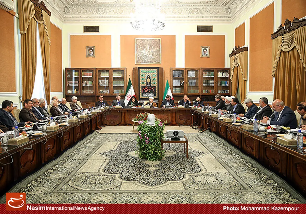 "محرمانه‌ بودن دارایی مسئولان در مصوبه اخیر مجمع تشخیص راه فساد را گشوده"