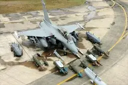 فرانسه ۶۰ فروند جنگنده رافائل به امارات می‌فروشد