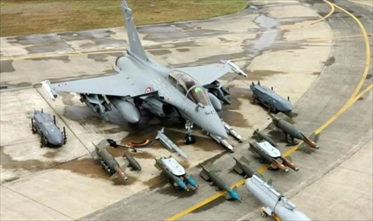 فرانسه ۶۰ فروند جنگنده رافائل به امارات می‌فروشد