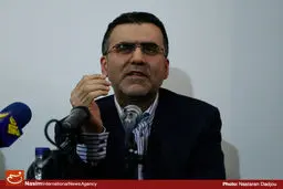 ایوبی: بنیاد سینمایی فارابی از چند نفر خاص حمایت نمی‌کند