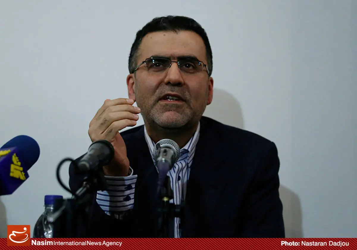 ایوبی: بنیاد سینمایی فارابی از چند نفر خاص حمایت نمی‌کند