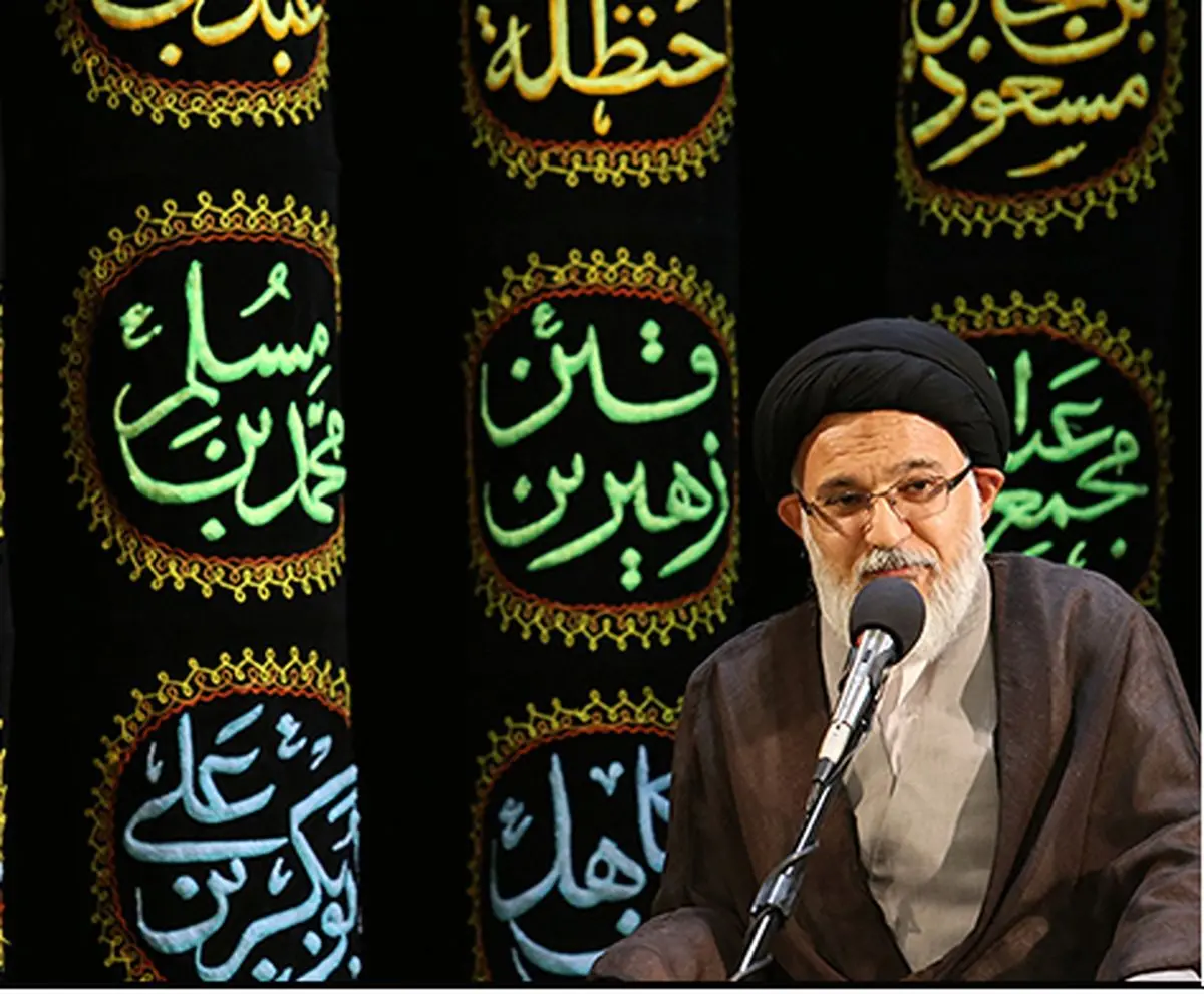 صوت:: دلبستگی به حیات دنیا عامل دوری از ولی خدا