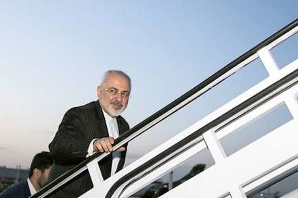 ظریف وین را به مقصد تهران ترک کرد
