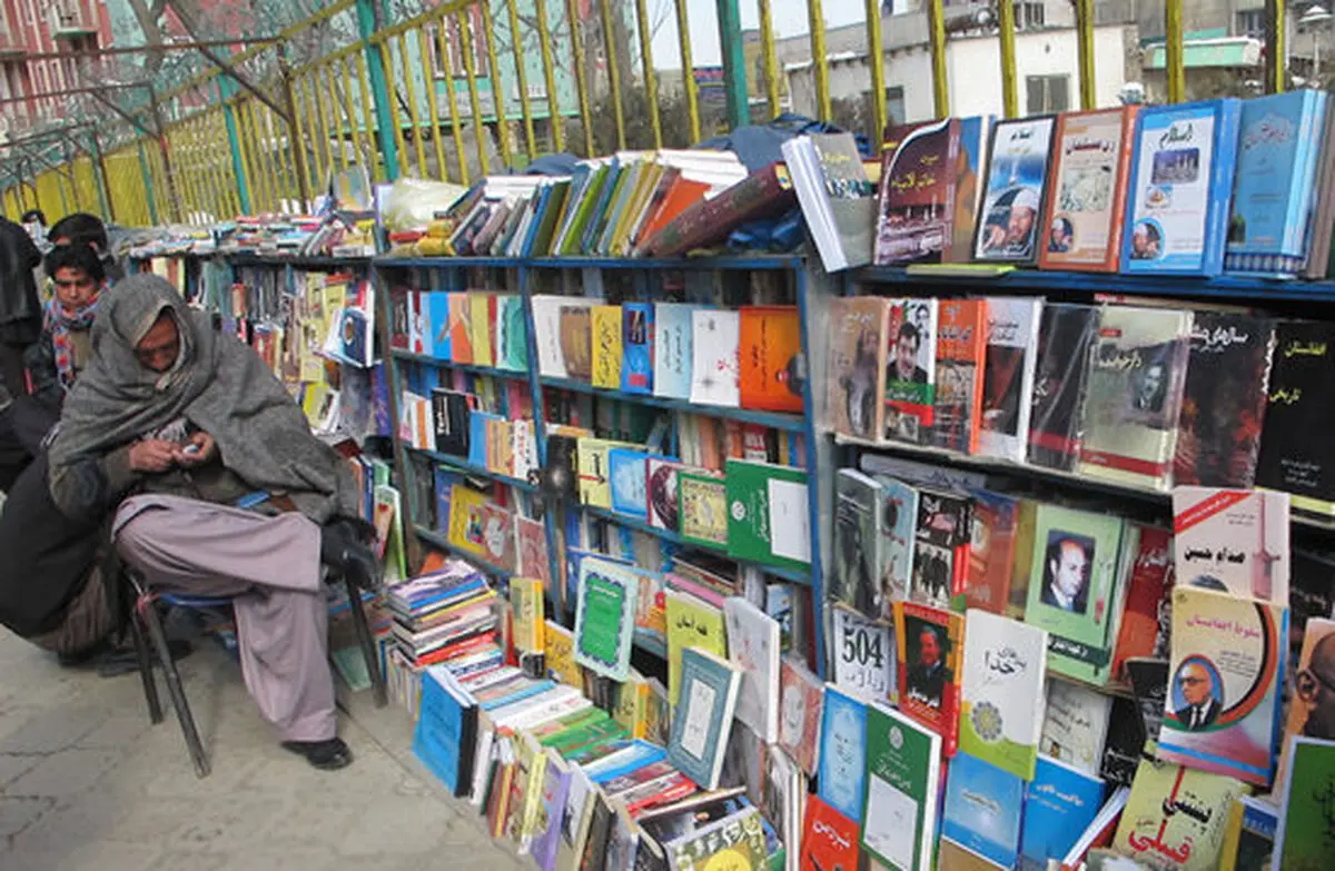 مشارکت کتابفروشی‌های ۲۰ استان در طرح "کتابفروشی به وسعت ایران"
