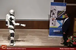 مشروح گزارش رونمایی از ربات انسان‌نمای سورنا ۳