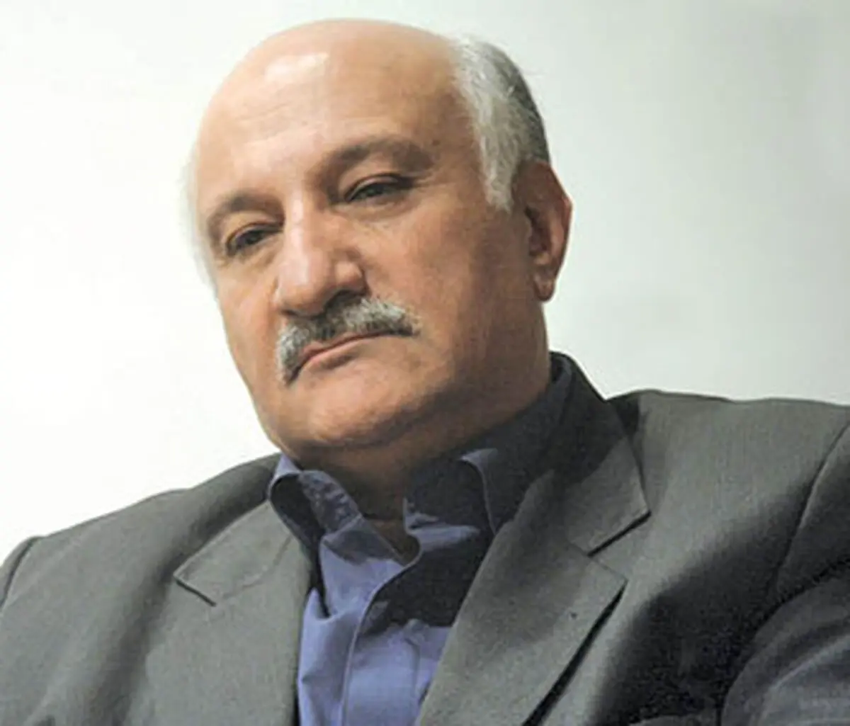 طبیبیان: تامین ۲۵۰۰میلیارد  منابع وام  خودرو توسط بانک مرکزی، نقدینگی را افزایش خواهد داد