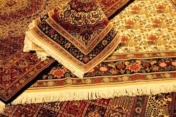 رونمایی از فرش دستباف ایرانی سفیر صلح در برنامه 