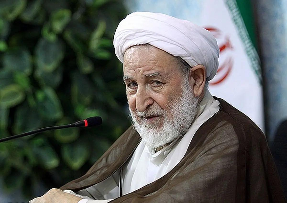 نشست شورای مرکزی جامعه مدرسین با حضور آیت‌الله یزدی برگزار شد