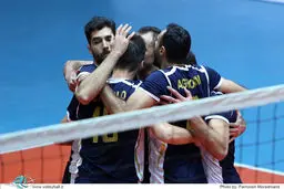 بانک سرمایه از سد مدافع عنوان قهرمانی گذشت