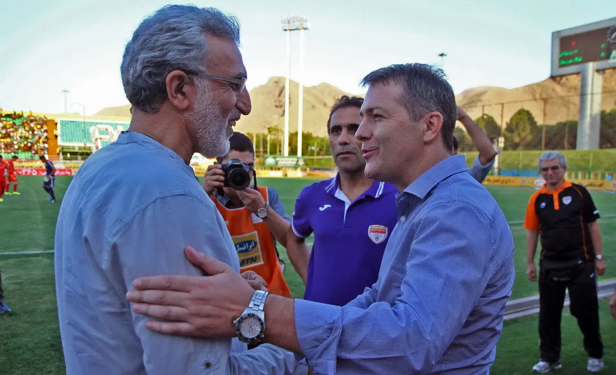 اسکوچیچ امروز از فولاد جدا شد و فردا با سپاهان قرارداد می‌بندد