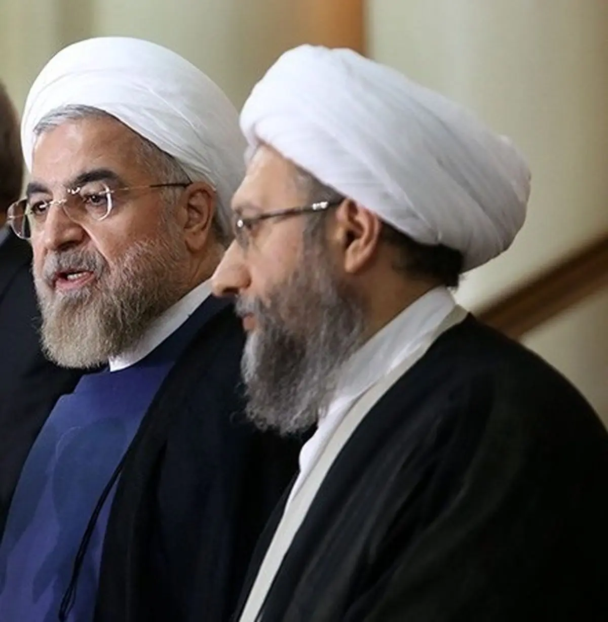 تاکید نمایندگان بر رسیدگی به پرونده عوامل نفوذی و برگزاری دادگاه علنی آنها