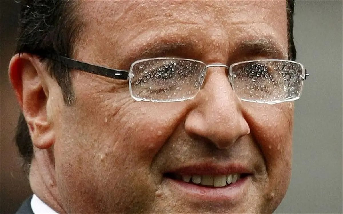 اولاند: فرانسه در جنگ با تروریسم است