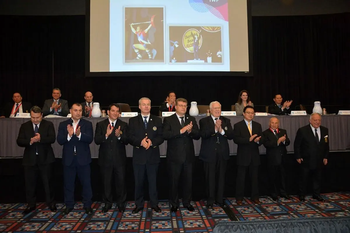 کنگره سالیانه فدراسیون جهانی با دیالوگ‌های دیکته شده پدرخوانده وزنه‌برداری دنیا برگزار شد