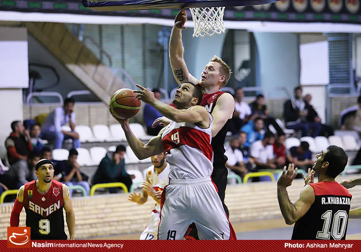 گزارش تصویری:: دیدار تیم‌های بسکتبال نیروی زمینی تهران و ثامن مشهد