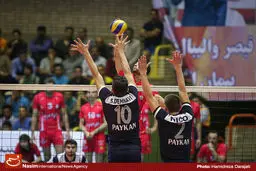 جدال پیکان و آرمان برای صعود سه پله‌ای

در جدول