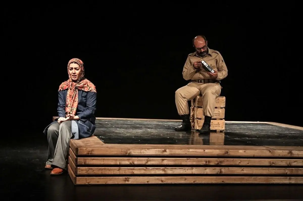 اجرای ویژه "تکه‌های سنگین سرب" در تئاتر شهر