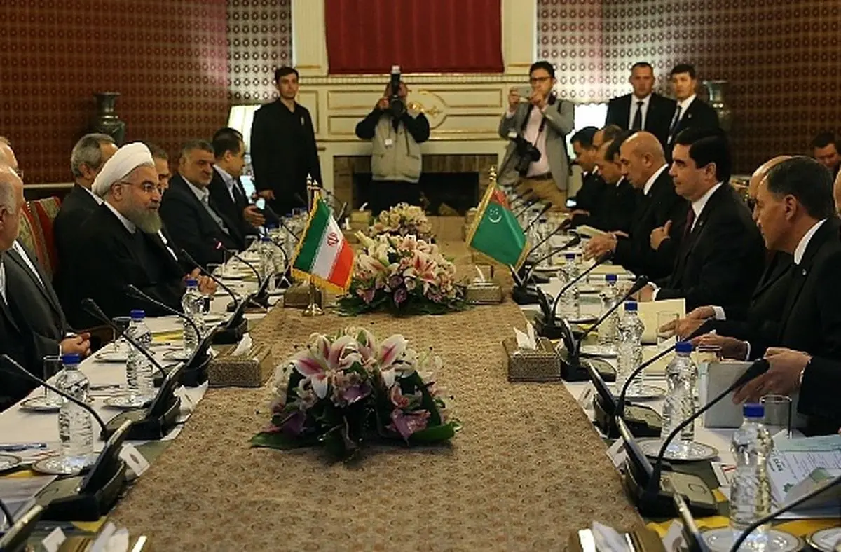 روحانی:  ایران و ترکمنستان  درباره مبارزه با تروریسم و مواد مخدر  همکاری بیشتری داشته باشند