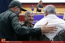 گزارش تصویری:: همایش طلایه‌داران اقتصاد مقاومتی