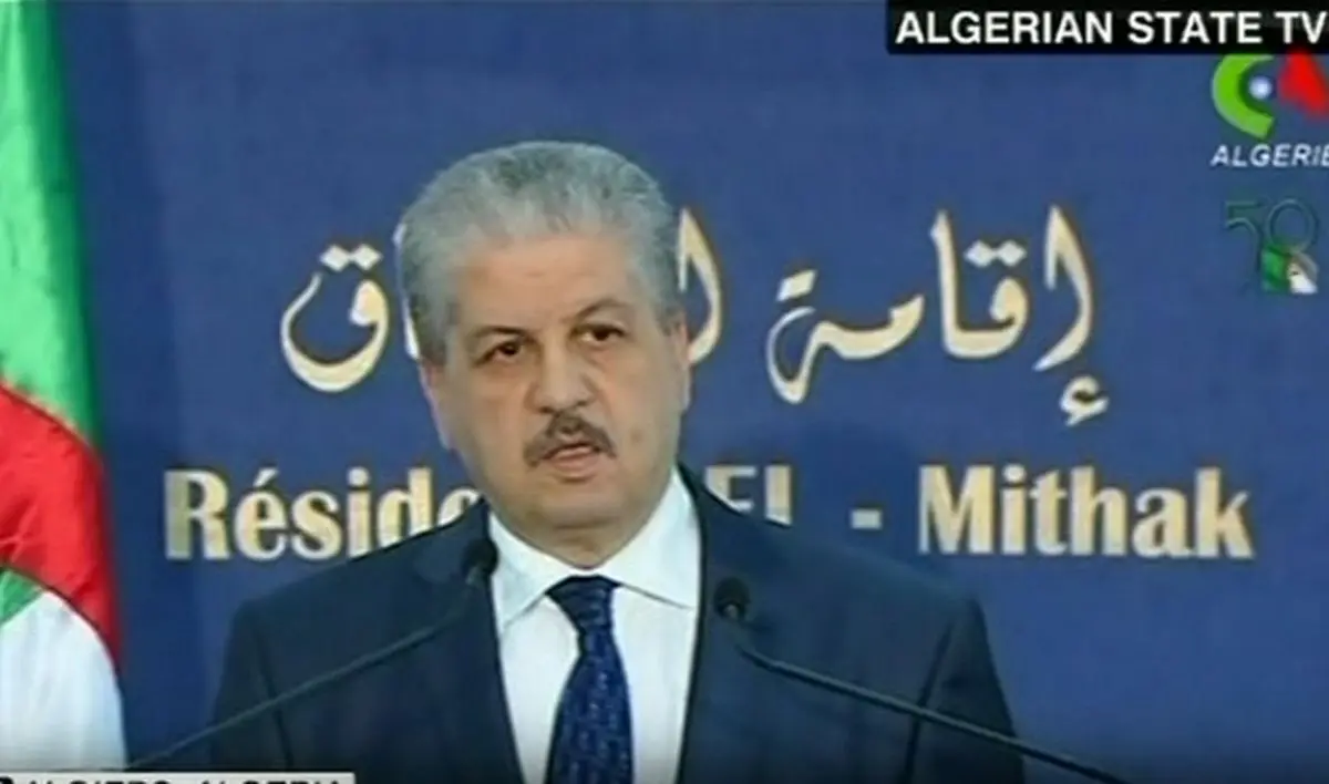 نخست‌وزیر الجزایر وارد تهران شد