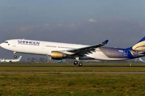 تخلیه مسافران هواپیمای پاکستانی به دلیل هشدار امنیتی