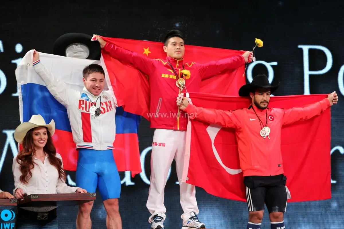 جانشین "هوی لیائو" روی سکوی قهرمان دسته ۶۹ کیلوگرم ایستاد