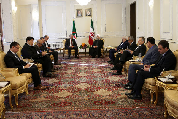 رئیس‌جمهور: بخشهای خصوصی ایران و الجزایر برای گسترش مناسبات اقتصادی تلاش کنند