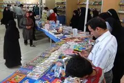 رکورد فروش نمایشگاه‌های کتاب استانی در شیراز شکسته شد