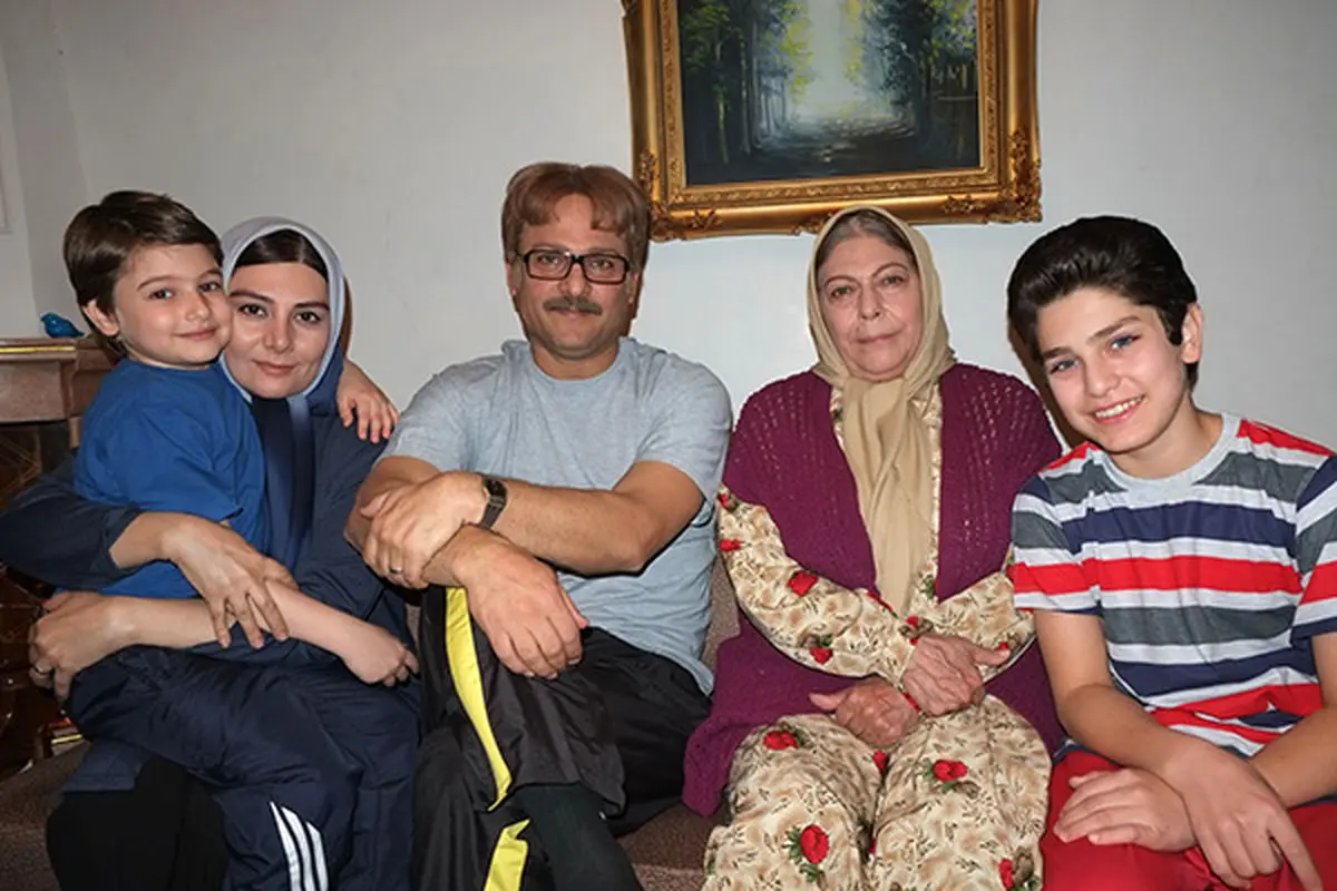 دو جایزه   بین‌المللی برای "پدر آن دیگری"