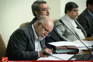 زنگنه در نامه‌‌ای به دبیرکل اوپک خواستار کاهش ۱.۳ میلیون بشکه‌ای سقف تولید روزانه نفت اوپک شد