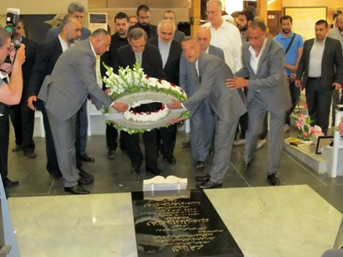 ادای احترام ولایتی به شهدای مقاومت اسلامی لبنان