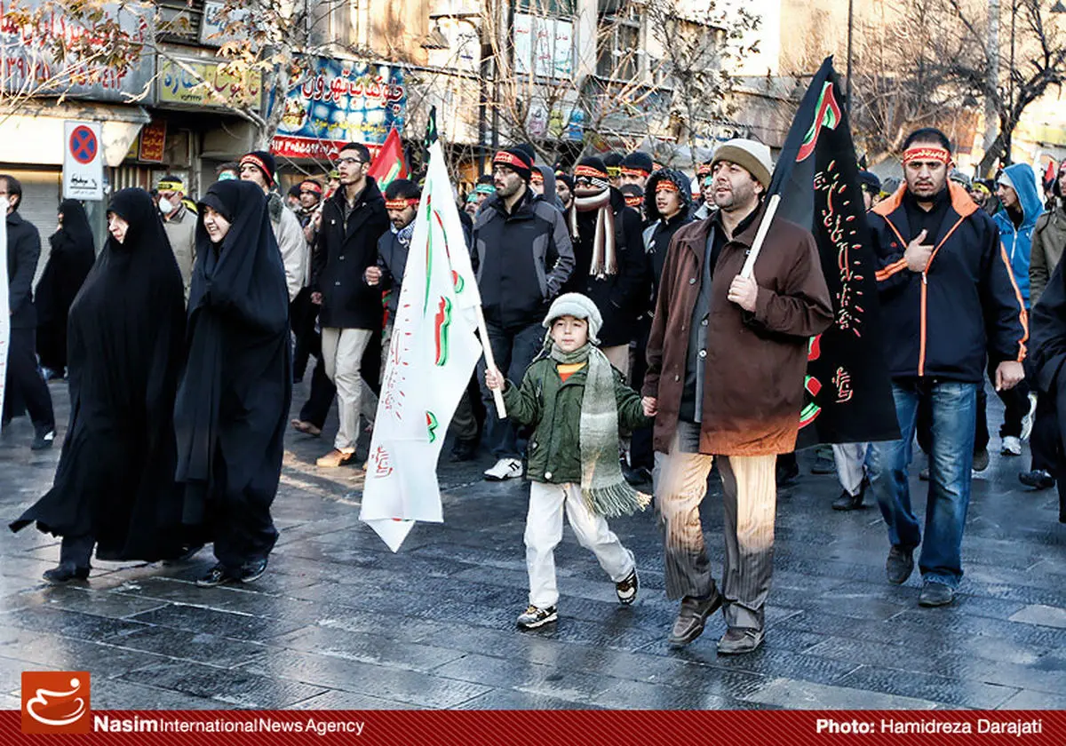 راهپیمایی کاروان جاماندگان اربعین حسینی در تهران آغاز شد