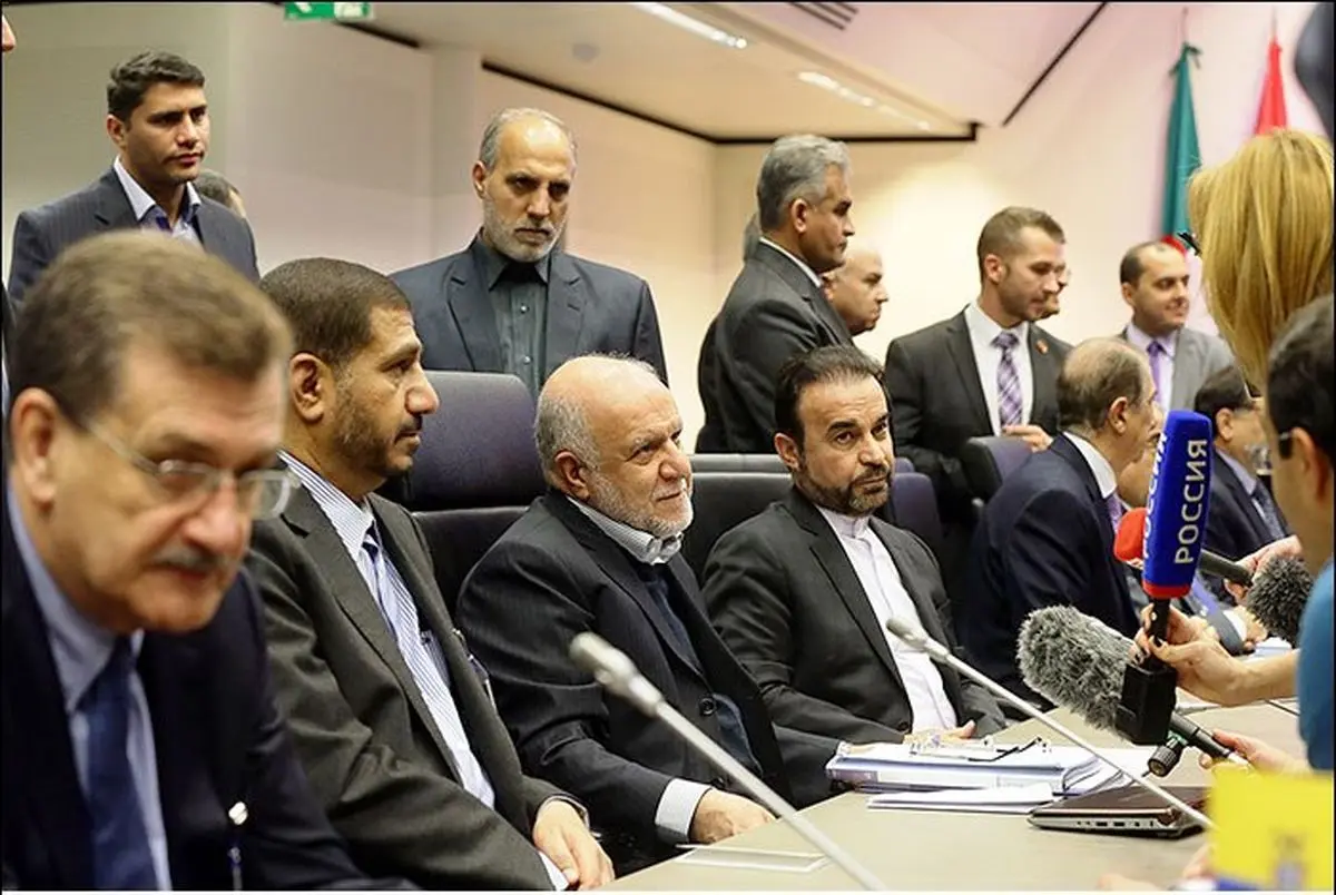 وزیر نفت: وضع  آشفته کنونی بازار نفت ناشی   از افزایش تولید است