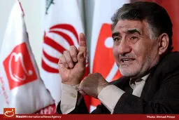 آل اسحاق: بانک مرکزی اگر بخواهد می‌تواند نرخ ارز را پایین می‌‌آورد