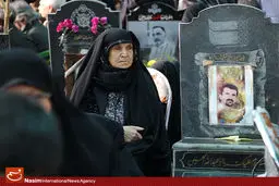 گزارش تصویری:: گرامیداشت دهمین سالروز شهادت شهدای اصحاب رسانه