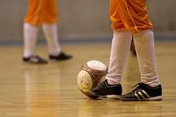 برد پر گل دانشگاه آزاد در لیگ فوتسال بانوان