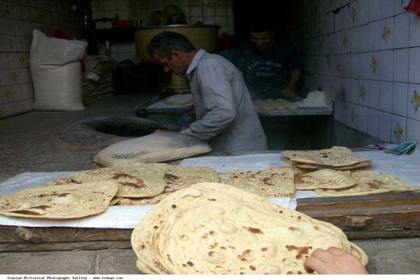 رئیس اتحادیه نان‌های حجیم و نیمه‌حجیم: مقصر بی‌کیفیتی نان سنتی دولت است