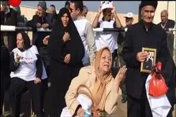 اختصاصی// خانواده‌‌های اعضای دربند منافقین مقابل کمپ لیبرتی در عراق تجمع کردند + فیلم