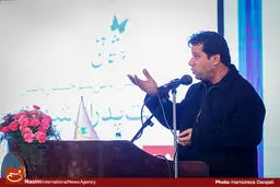 روایت شعر نیمایی از زبان امیری اسفندقه