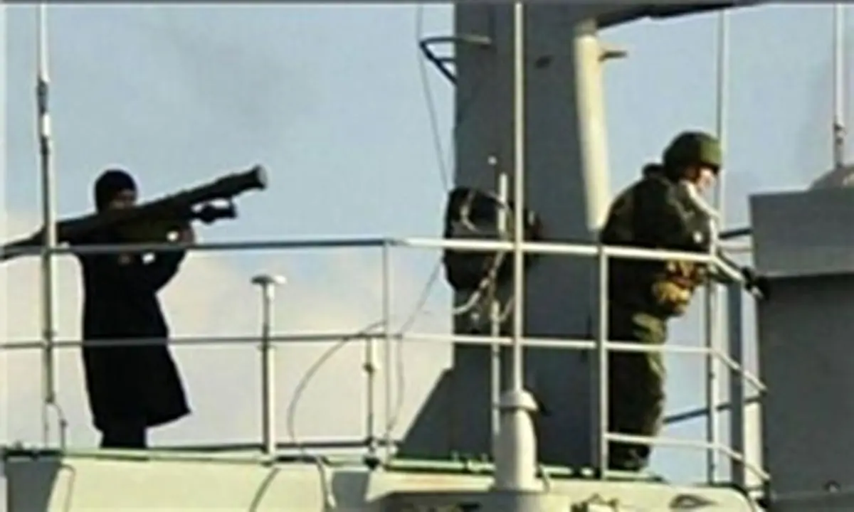 عبور رزم‌ناو روسیه از تنگه "بسفر" ترکیه