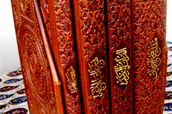 انتشار مجموعه چهار جلدی ممتاز قرآن و سایر متون دینی