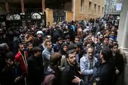 فرماندار کرمانشاه: زائران به کنسولگری عراق در کرمانشاه مراجعه نکنند