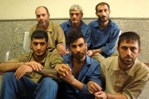 اعضای باند سارقان زورگیر  از شهروندان غرب پایتخت دستگیر شدند+متهمان را شناسایی کنید
