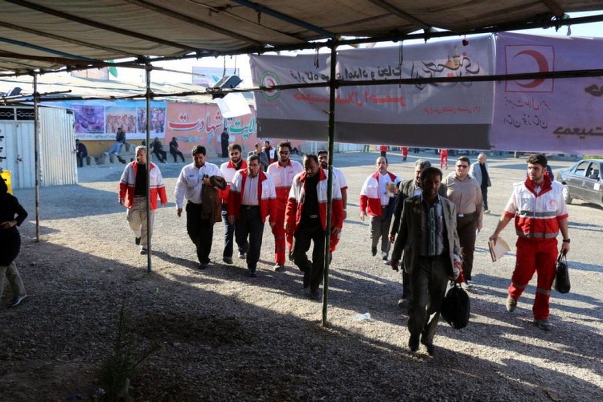 ضیائی: حضور ۱۱۲۰ پزشک، پرستار و امدادگر برای خدمت‌رسانی به زائران در عراق