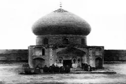 اولین زائر مزار اباعبدالله(ع) چه کسی بود؟