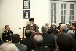 فرماندهان و مسئولان نیروی دریایی ارتش با رهبر  انقلاب دیدار کردند