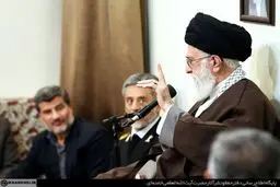 رهبر انقلاب: می‌توان از کمبودها و موانع حتی با دست خالی اما با داشتن مدیریت‌های خوب عبور کرد